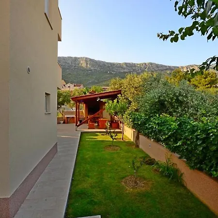 In Kastel Sucurac With Sea View, Balcony, Air Conditioning, Wifi 570-1 *