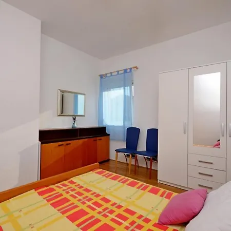 In Kastel Sucurac With Sea View, Balcony, Air Conditioning, Wifi 570-1 *